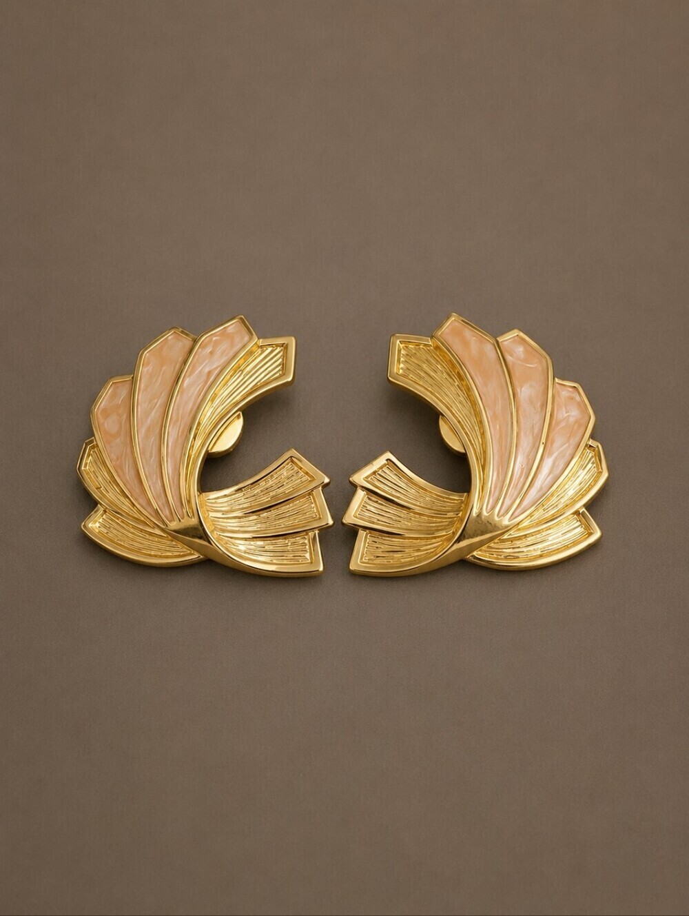 VTG AVON 1990 Draped Elegance Art Deco Metal Swirl Wave Stud Earring Posts